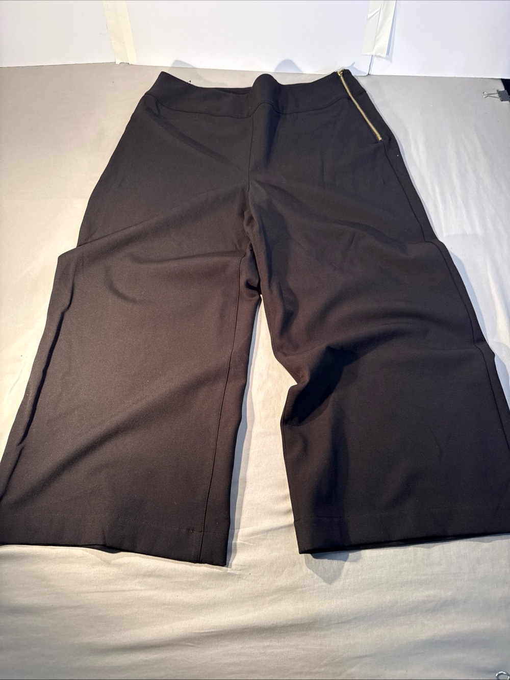 INC Wide Leg Black Ponte Crop Pants with Side Zip